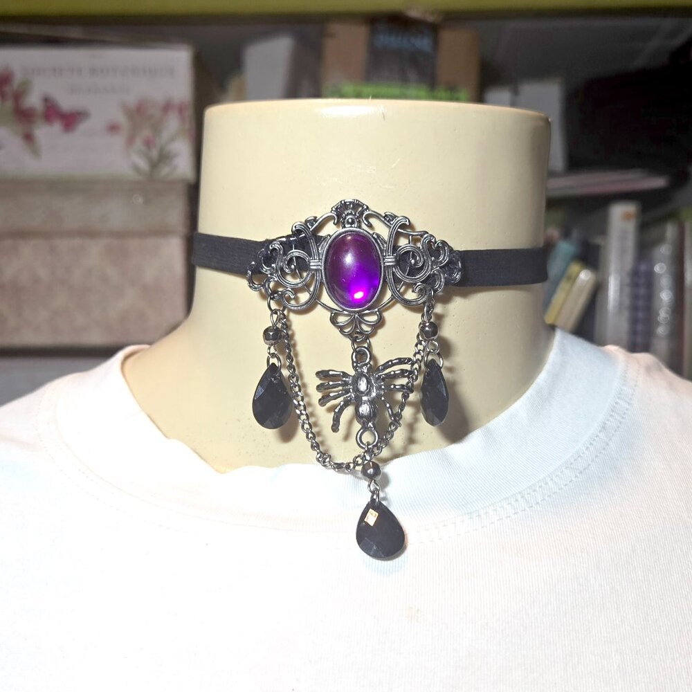 .˚⊹.🎃₊˚𖦹⋆Handmade Halloween Gothic Victorian Spider Cosplay Choker Necklace .˚